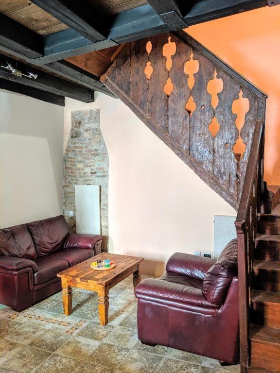 Private Courtyard Medieval Stone Home In Old Town Rovigno Esterno foto